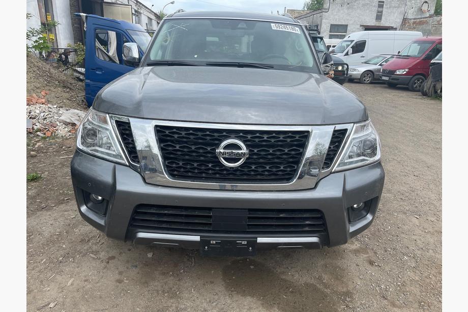 Nissan Patrol Y62 2010–2024 Sprednji odbijač komplet (original 2019) Image