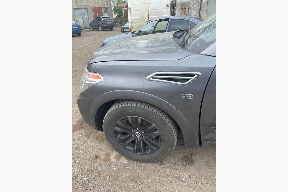 Nissan Armada 2016–2024 Desni blatnik (cena za 1 kos, original 2019) Image