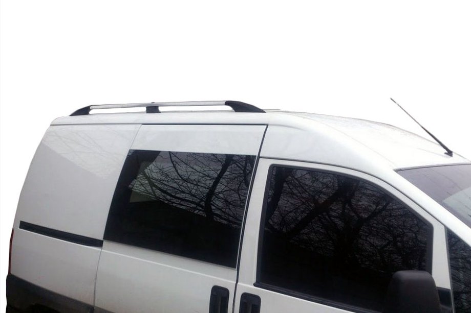 Citroen Jumpy 1996–2007 Kromirane strešne sani Kratka medosna razdalja, plastične noge Image