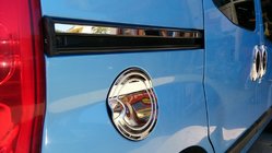 Citroen Nemo 2007–2017 Okrasna letvica pod drsnimi vrati (2 kosa, nerjaveče jeklo) Carmos - turško nerjaveče jeklo fotografija 2