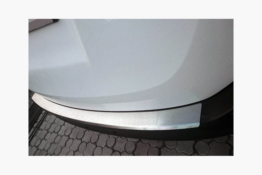 Toyota Rav 4 2013–2018 Nerjaveča zaščitna letev zadnjega odbijača z zavihkom Nataniko Image