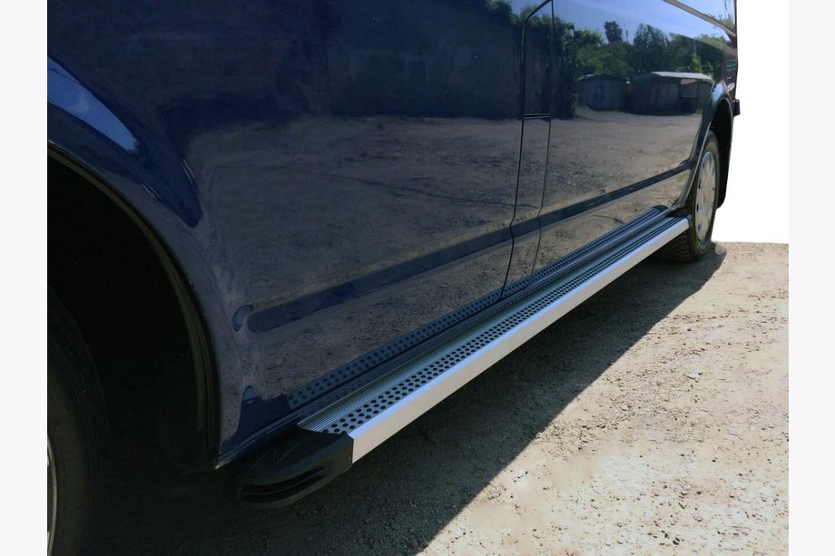 Volkswagen T5 Multivan 2003–2010 Bočne stopnice Maya V2 (2 kosa, aluminij) Image