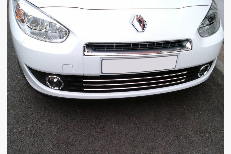 Renault Fluence 2009–2016 Nerjaveče obloge rešetke odbijača (2009-2013) Image