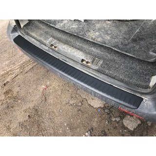Obloga zadnjega odbijača z zavihkom (ABS plastika) fotografija 2