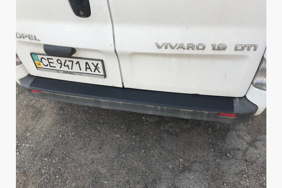 Opel Vivaro 2001–2015 Zaščitna letev zadnjega odbijača DDU (ABS) Fotografija 2
