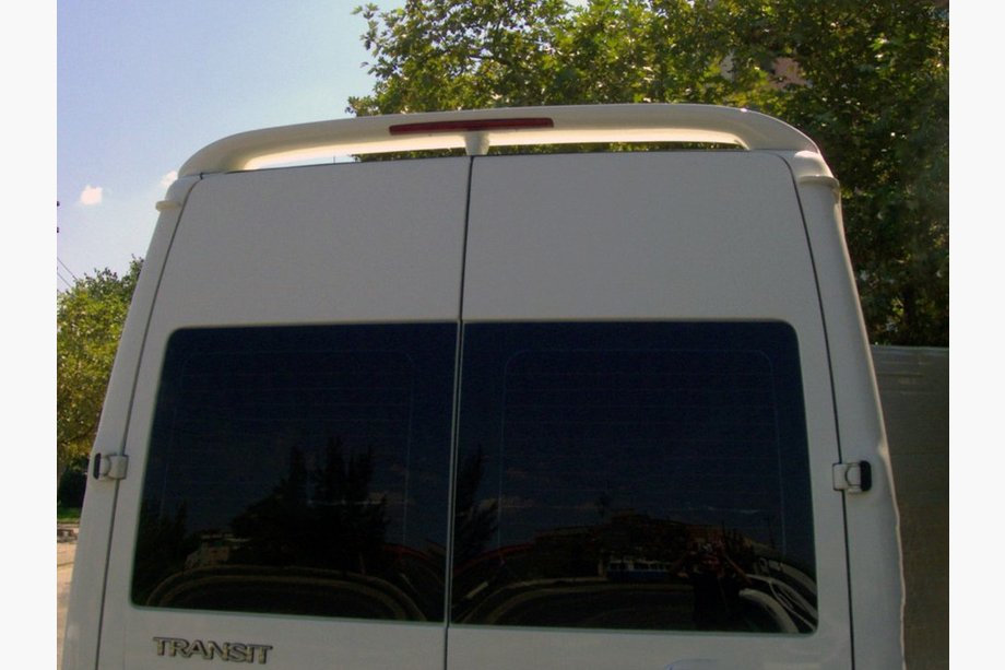 Ford Transit 2000–2014 Isikli sredinski strešni spojler (za lakiranje) Image