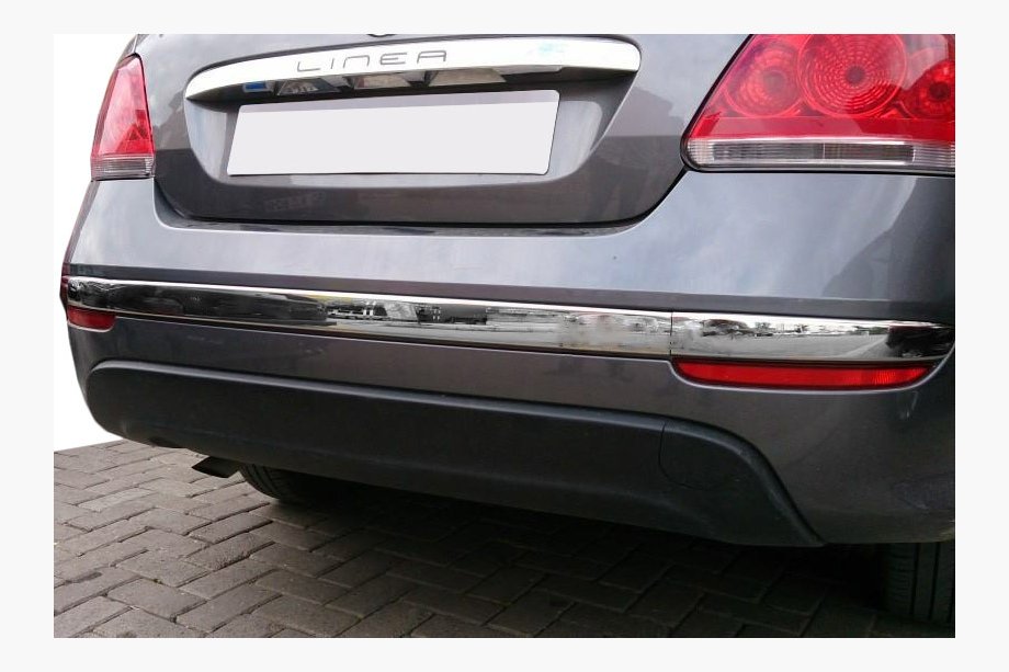 Fiat Linea 2006–2018 Nerjaveče letvice za zadnji rob odbijača (2012↗, nerj., 3 kos) Image