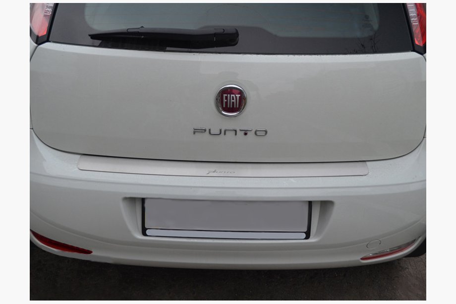 Fiat Grande Punto/Punto EVO 2006–2018 Zaščitna letev zadnjega odbijača Nataniko (2011+, nerjaveče jeklo) Image