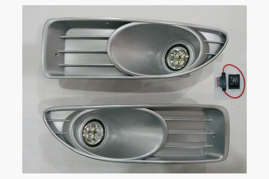 Fiat Linea 2006–2018 LED meglenke (diodne, 2006-2012) Image