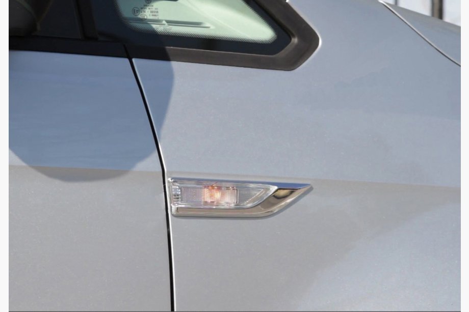 Volkswagen Caddy 2015–2020 Pokrovi smernikov (2 kosa, nerjaveče jeklo) Image