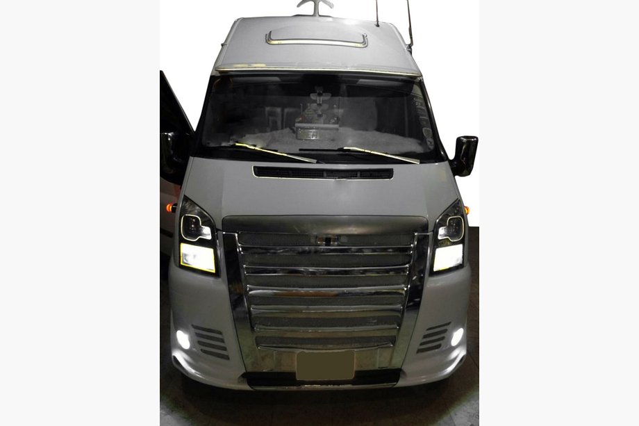 Ford Transit 2000–2014 Sprednji odbijač (USA stil) Image