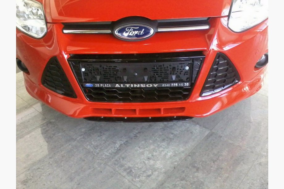 Ford Focus III 2011–2017 Sprednji lip spojler 2011-2014 (za lakiranje) Image