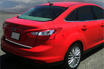 Ford Focus III 2011–2017 Nerjaveča obloga roba prtljažnika 2011-2014 (Limuzina) fotografija 1
