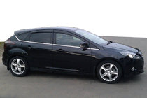 Ford Focus III 2011–2017 Vetrni deflektorji oken (4 kosi, Cobra) fotografija 1
