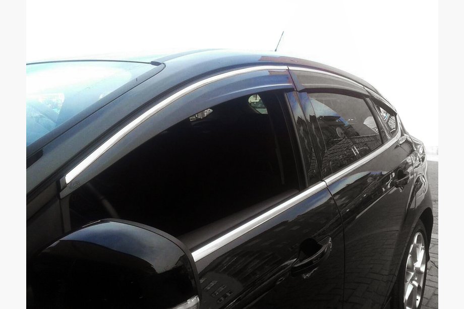 Ford Focus III 2011–2017 Okenski deflektorji s kromom (6 kos, Sunflex) karavan Image