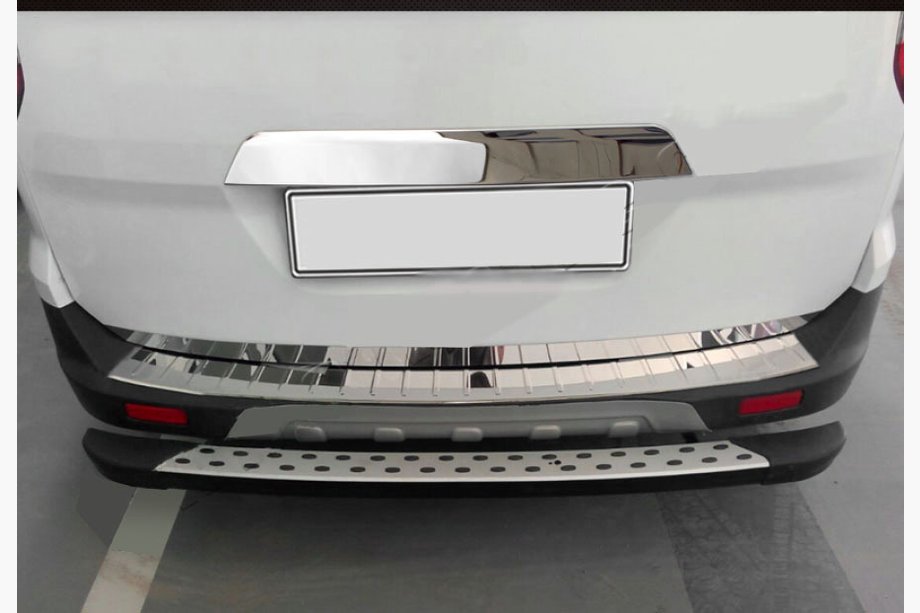 Ford Courier 2014–2023 Okrasna letev za zadnji odbijač OmsaLine (sijajna, nerjaveče jeklo) Image
