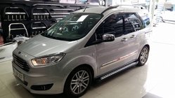 Ford Courier 2014–2023 Letve na vratih (4 kos, nerjaveče jeklo) fotografija 2