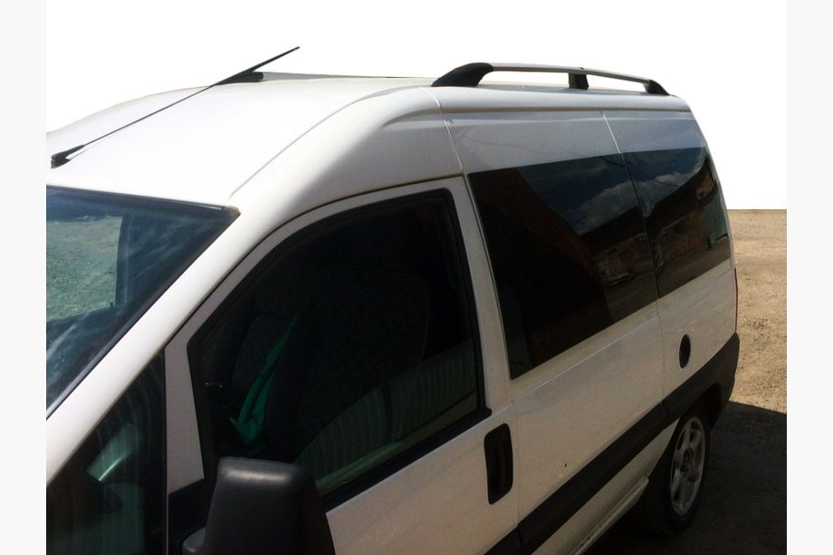 Citroen Jumpy 1996–2007 Strešne sani, mat siva (plastične noge) Image
