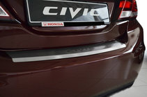 Honda Civic Sedan IX 2011–2016 Nerjaveča obloga zadnjega odbijača z zavihkom Nataniko (2014-2017) fotografija 1