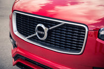 Volvo XC90 2015– Sprednja maska fotografija 1