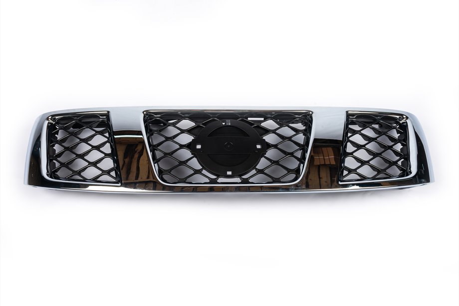 Nissan Patrol Y61 1997–2011 Sprednja maska (2004-2008) Image