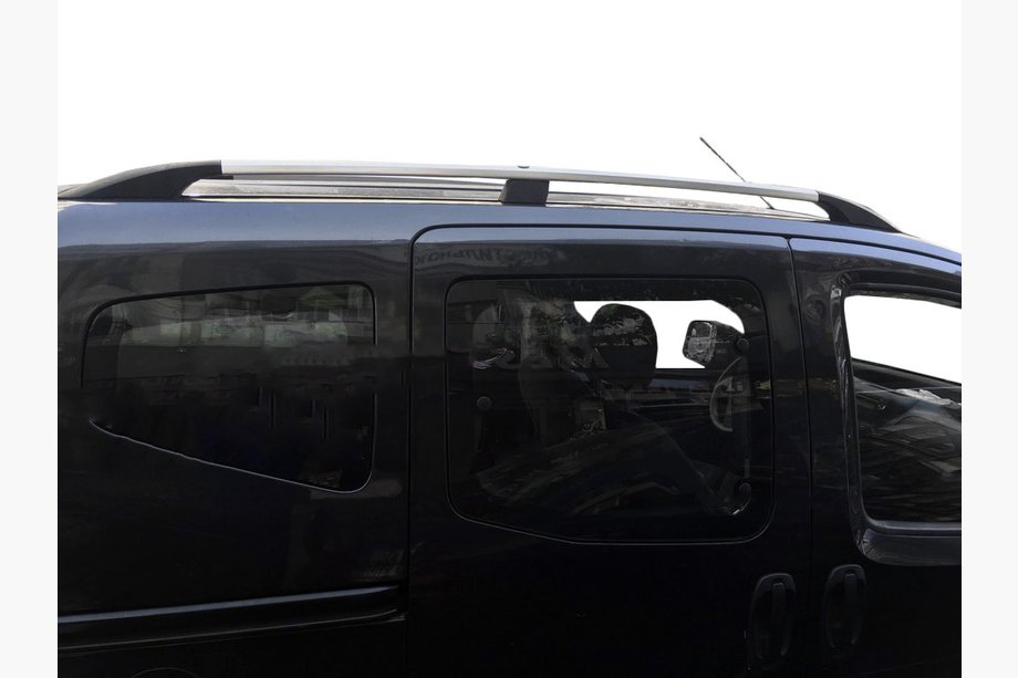Fiat Fiorino/Qubo 2008–2024 Strešne sani, krom Kovinske montažne noge Fotografija 10