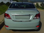 Hyundai Accent 2011–2017 Zaščitna letev roba prtljažnika (nerjaveče jeklo) OmsaLine - italijansko nerjavno jeklo fotografija 1