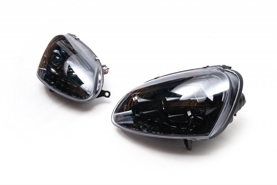 Volkswagen Golf 5 2003–2009 Sprednji žarometi z LED lučmi Black (2 kosa) Image