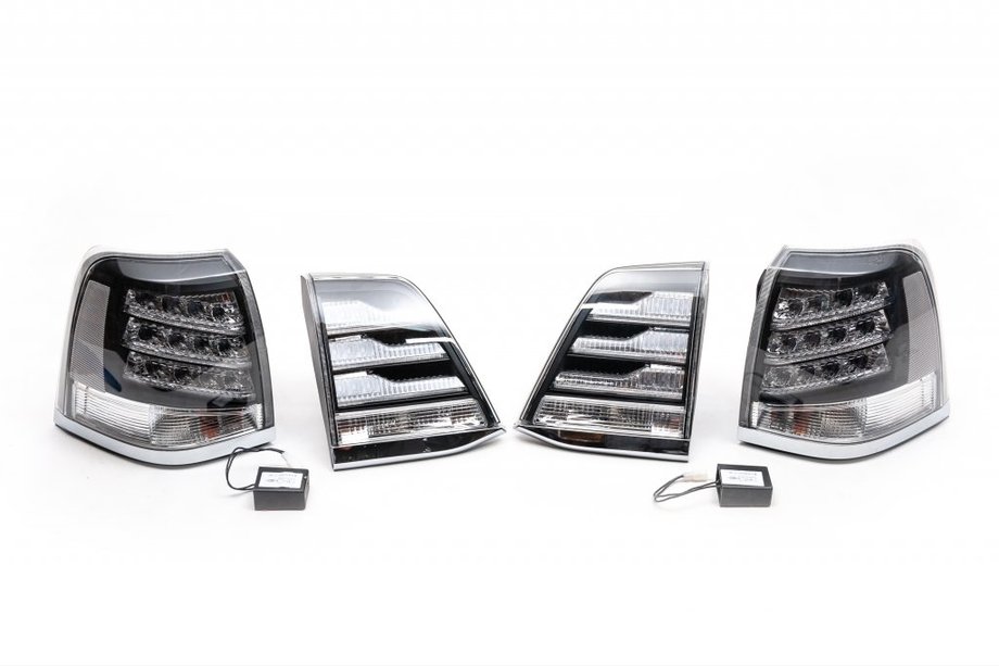 Toyota Land Cruiser 200 2007–2021 Zadnje luči 2007-2015 (BlackEdition) Fotografija 4