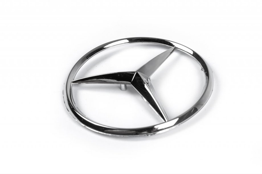 Mercedes razred C W204 2007–2015 Zadnji emblem Image