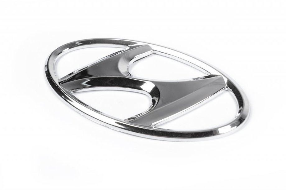 Hyundai Accent 2000–2006 Emblem (samolepilna nalepka, 125 mm (65 mm)) Image