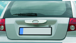 Hyundai Getz 2002– Kromirana obloga nad registrsko tablico (2002-2006, nerjaveče jeklo) fotografija 4
