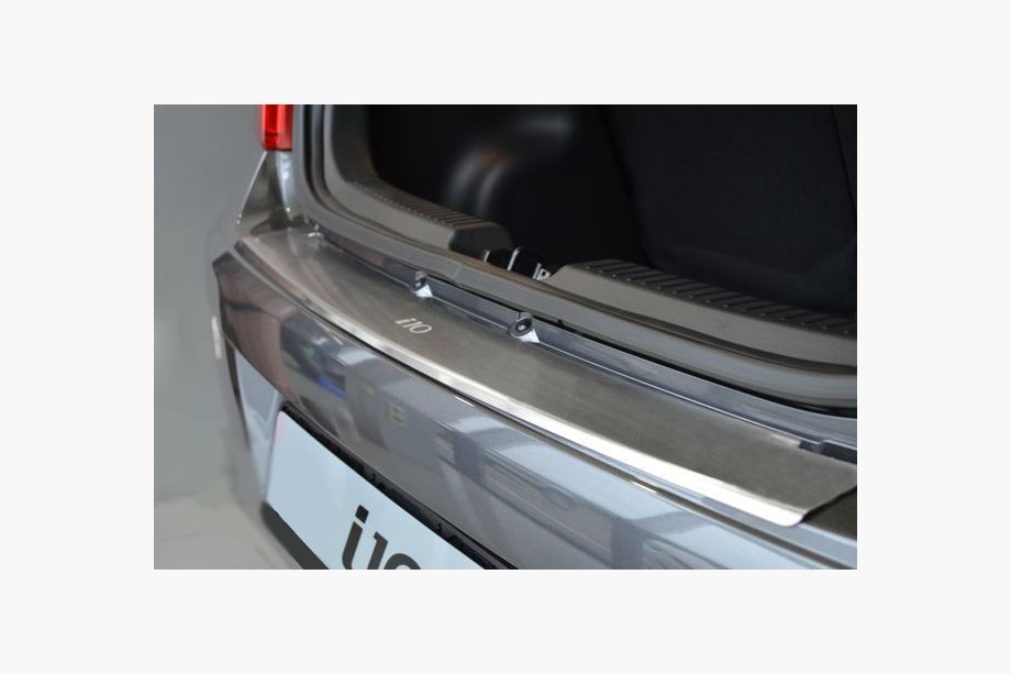 Hyundai I-10 2008–2013 Nerjaveča obloga zadnjega odbijača z zavihkom Natanika Image