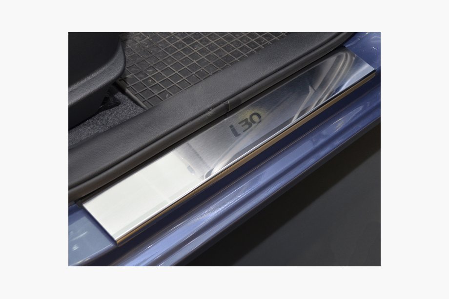 Hyundai I-30 2012–2017 Nerjaveče letve pragov Nataniko (4 kosi) Premium - 3M lepilni trak, 0,8 mm Image