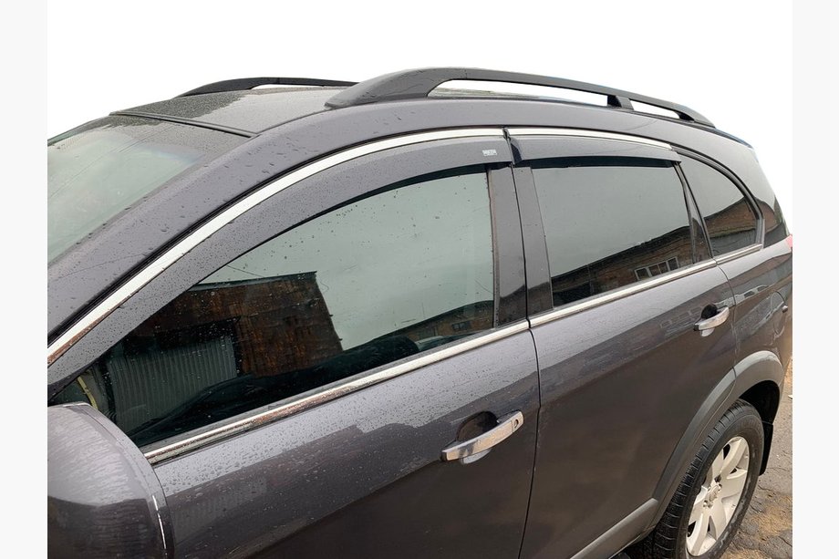 Chevrolet Captiva 2006–2019 Okenski vetrni deflektorji s kromom (4 kos, CSV029-AC) Image