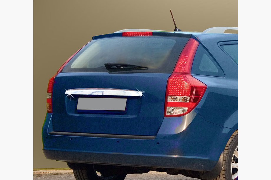 Kia Ceed 2007–2012 Letvica nad registrsko tablico (SW, nerjaveče jeklo) Image