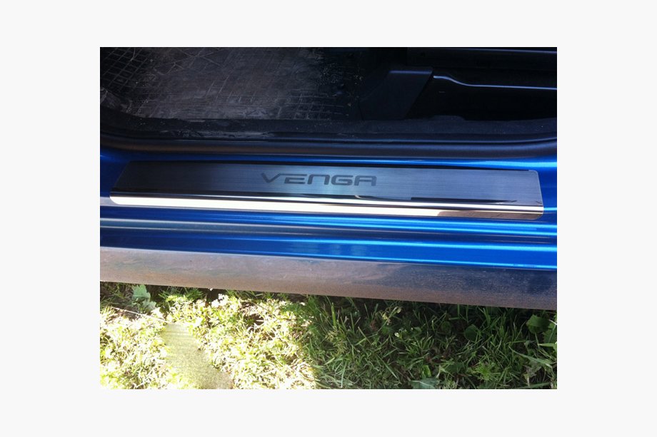 Kia Venga 2010–2019 Natanika Premium letve pragov (4 kosi, nerjavno jeklo) Image