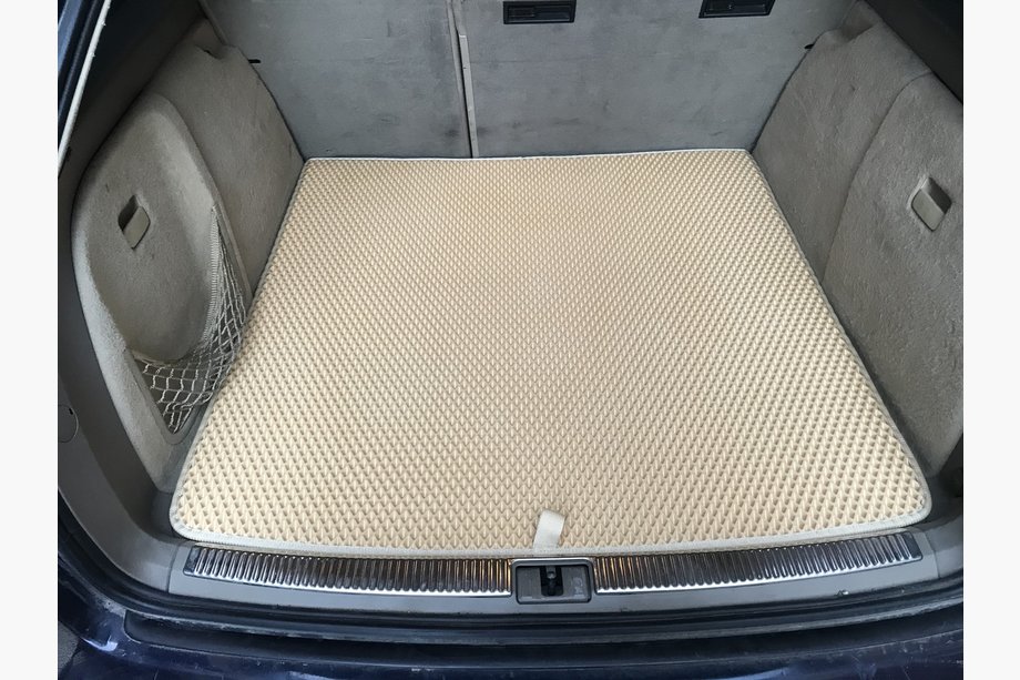 Audi A4 B7 2004–2008 EVA preproga za prtljažnik (Sedan, bež) Image
