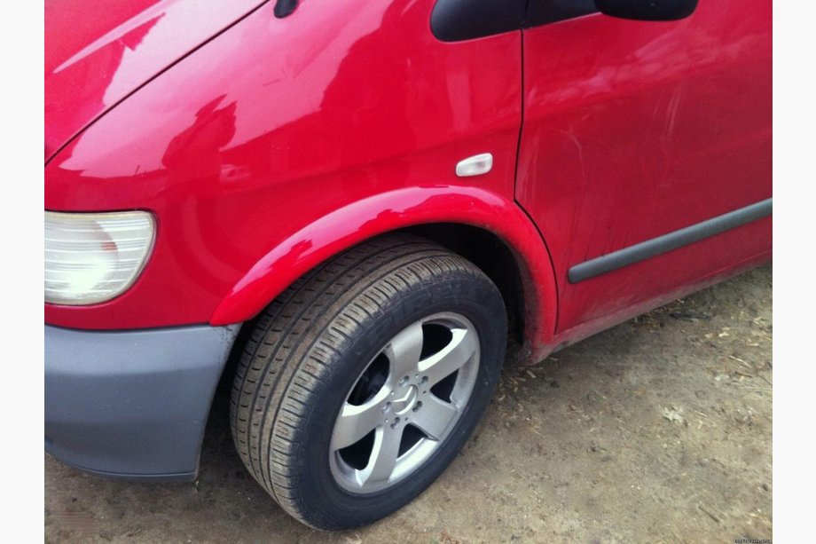 Mercedes Vito W638 1996–2003 Obloge kolotekov (sprednje, za lakiranje) Image