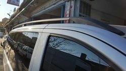 Mercedes Viano 2004–2014 Črne strešne vzdolžne letve ELITE (plastična noga) Kratka medosna razdalja (Short, Compact) fotografija 13