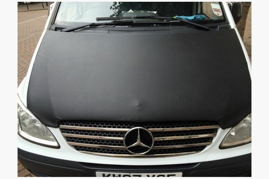 Mercedes Vito W639 2004–2014 Prevleka za pokrov motorja (umetno usnje) Image