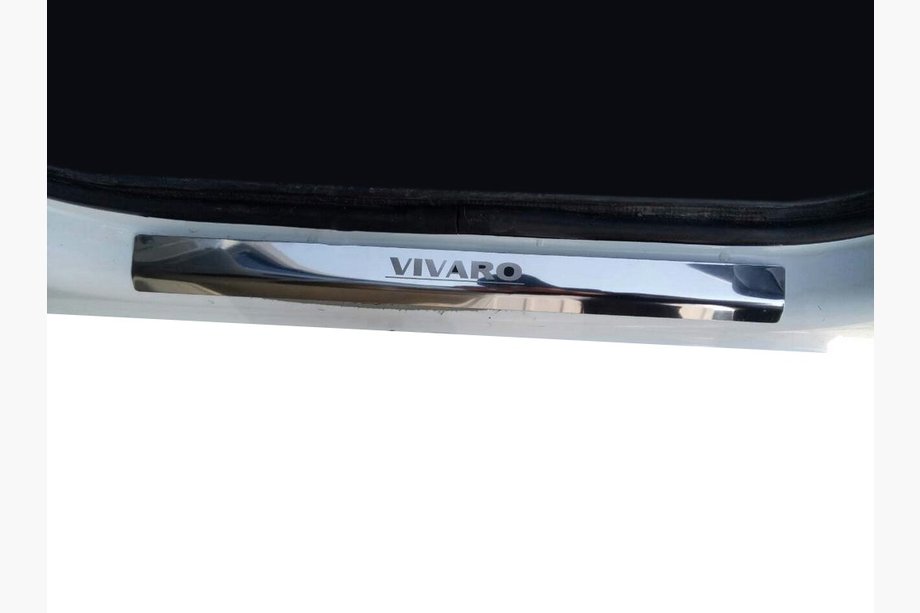 Opel Vivaro 2001–2015 Zaščitne letve pragov vrat Laser-style (2 kosa, jeklo) Image