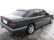 Mercedes E-class W124 1984–1997 Spojler za zadnje steklo (steklena vlakna, za barvanje) fotografija 1