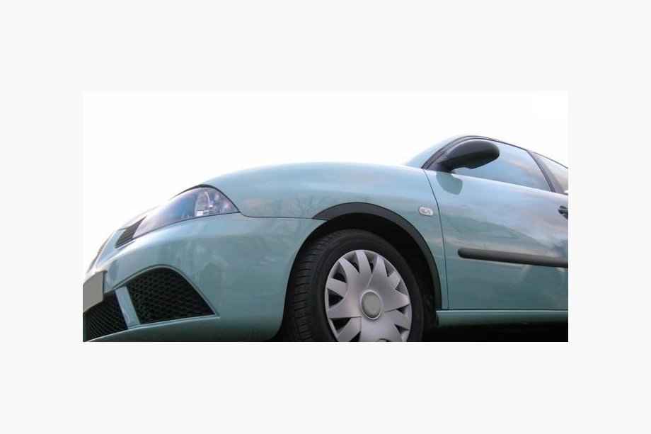 Seat Ibiza 2002–2009 Obrobe kolotekov (4 kosi, črne) Image