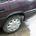 Opel Vectra A 1987–1995 Obrobe kolotekov (4 kosi, črne) fotografija 1