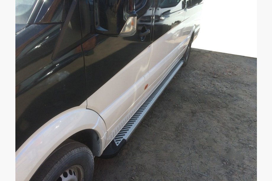 Mercedes Sprinter W906 2006–2018 Stranski pragovi Line (2 kos, aluminij) Srednja medosna razdalja Fotografija 2