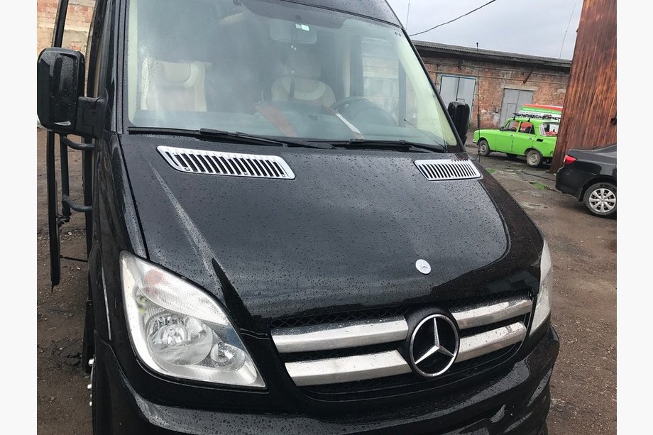 Mercedes Sprinter W906 2006–2018 Okrasne letvice za masko (2006-2013, nerjavno jeklo) OmsaLine - italijansko nerjaveče jeklo Image