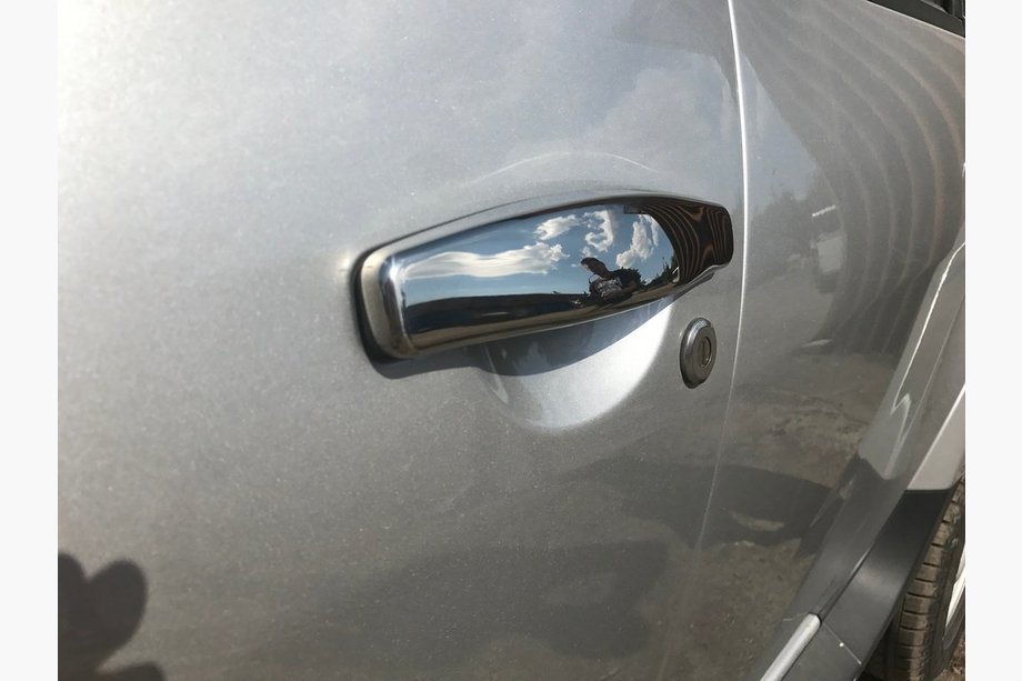 Renault Duster 2008–2017 Kromirane obloge kljuk vrat (4 kosi, nerjavno jeklo) Image