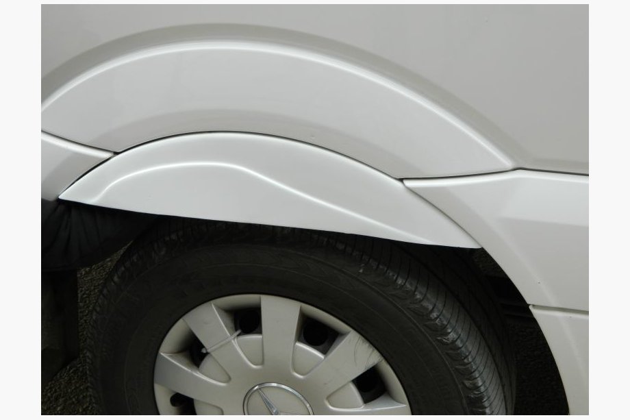 Mercedes Sprinter W906 2006–2018 Obloge zadnjih blatniških lokov (za lakiranje) Image