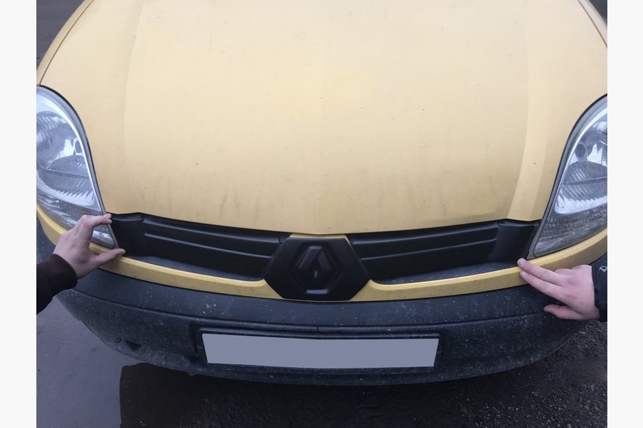 Renault Kangoo 1998–2008 Zgornja zimska maska (2003-2008) Fotografija 4